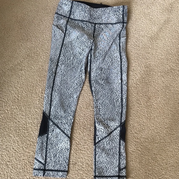 lululemon athletica Pants - Lululemon Pace Rival Crop